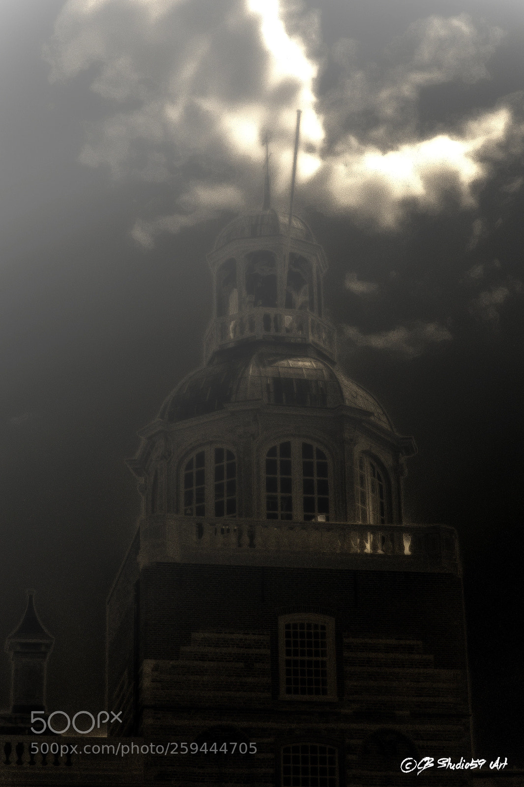 Canon EOS 700D (EOS Rebel T5i / EOS Kiss X7i) sample photo. ''tower city hall goes'' photography
