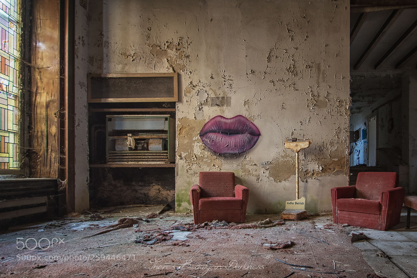 Nikon D610 sample photo. The kiss photography