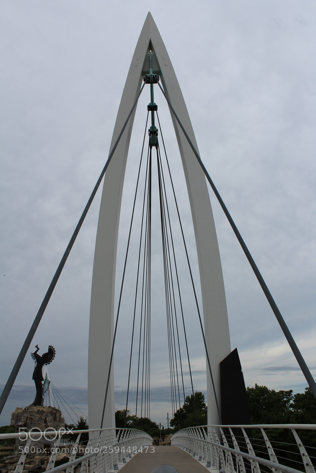 Canon EOS 1300D (EOS Rebel T6 / EOS Kiss X80) sample photo. Crossing bridges photography