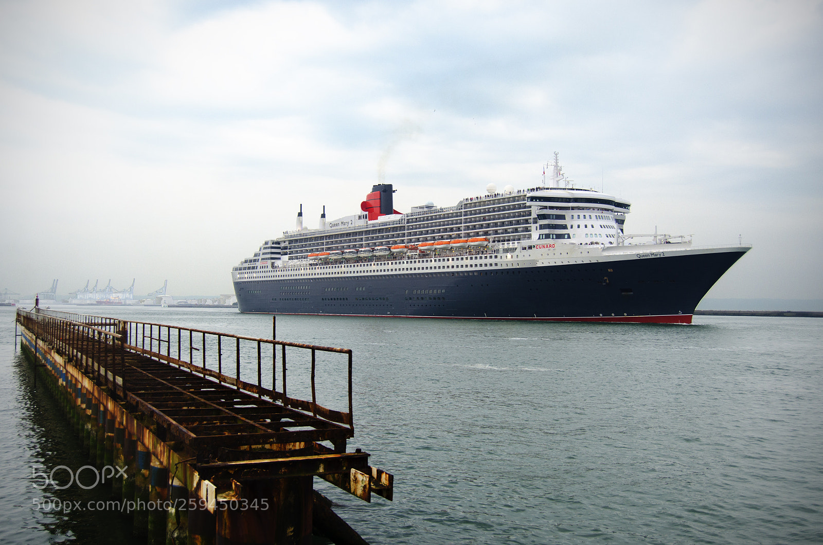 Nikon D7000 sample photo. Queen mary 2 photography