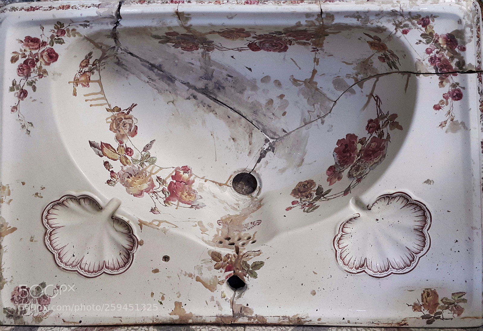 Samsung Galaxy Note4 sample photo. Old sink photography