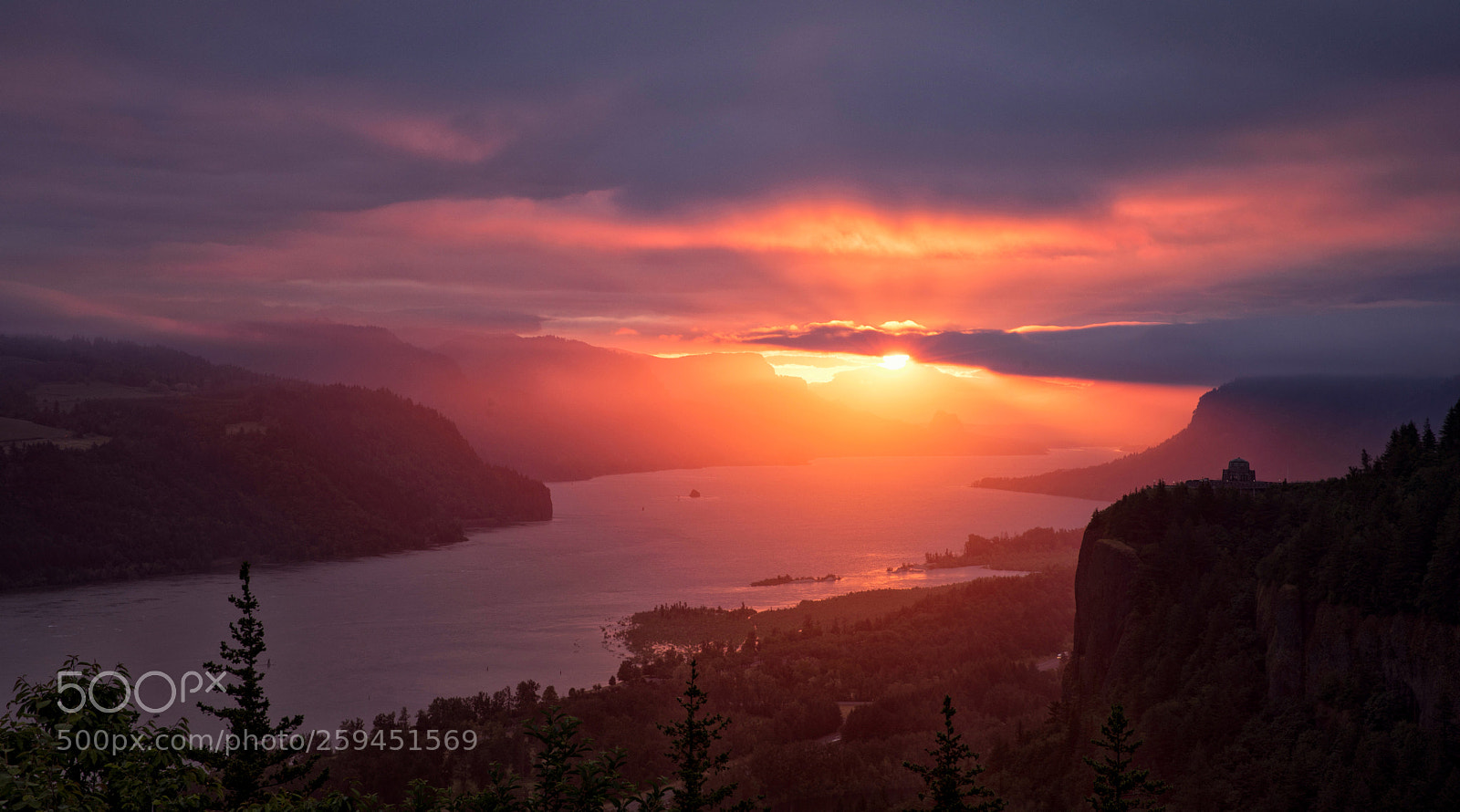 Canon EOS 5D Mark IV sample photo. Columbia river gorge sunrise photography