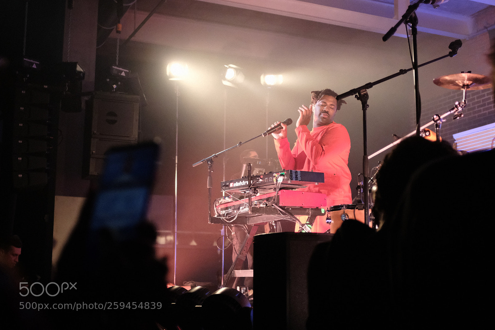 Fujifilm X100F sample photo. Sampha photography