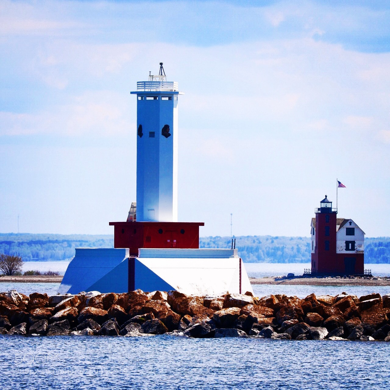 Canon EOS 750D (EOS Rebel T6i / EOS Kiss X8i) sample photo. Light house !  photography