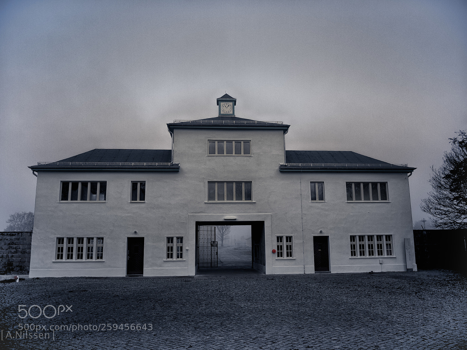 Panasonic Lumix DMC-G1 sample photo. Kz sachsenhausen photography