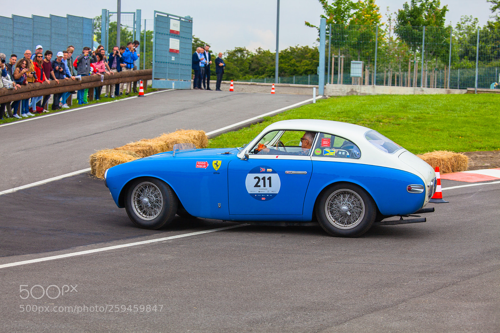 Canon EOS 5D Mark II sample photo. Ferrari 212 225 s photography