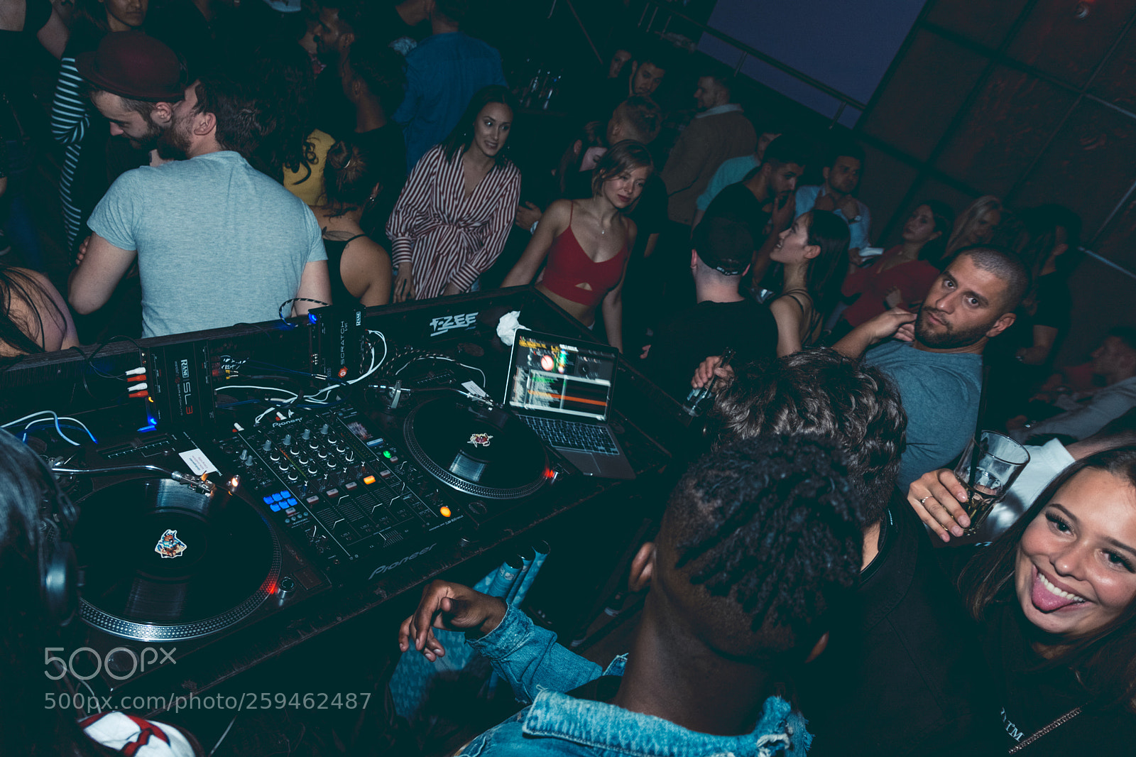 Nikon D7200 sample photo. Highend party shot photography