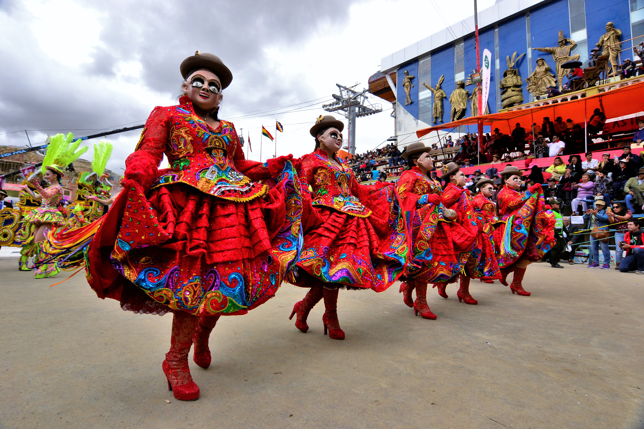 Nikon D3100 + Tokina AT-X 12-28mm F4 Pro DX sample photo. Carnival in oruro, bolivia 2018 photography