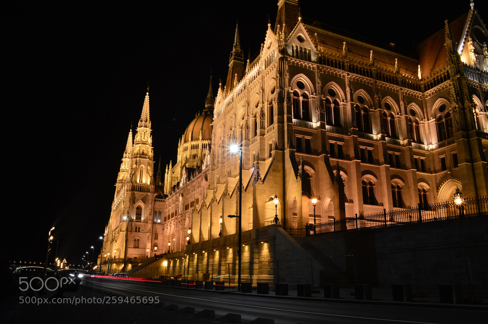 Nikon D3200 sample photo. Parliament sleeping photography