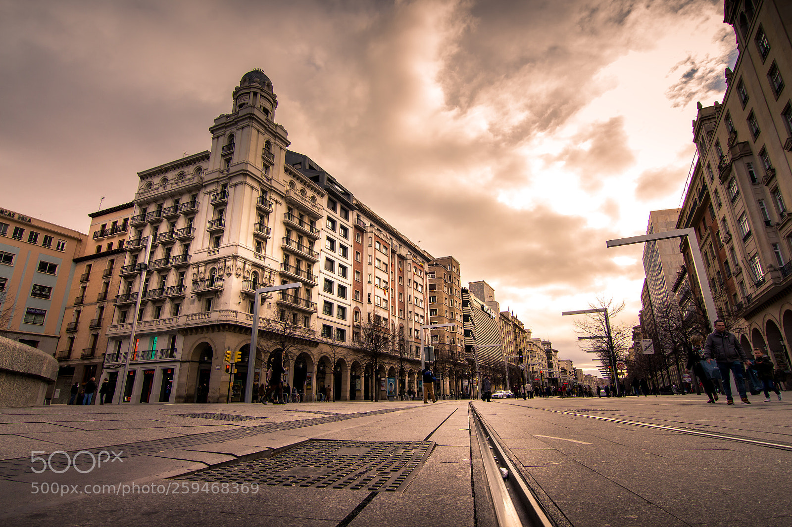 Canon EOS 700D (EOS Rebel T5i / EOS Kiss X7i) sample photo. Zaragoza photography