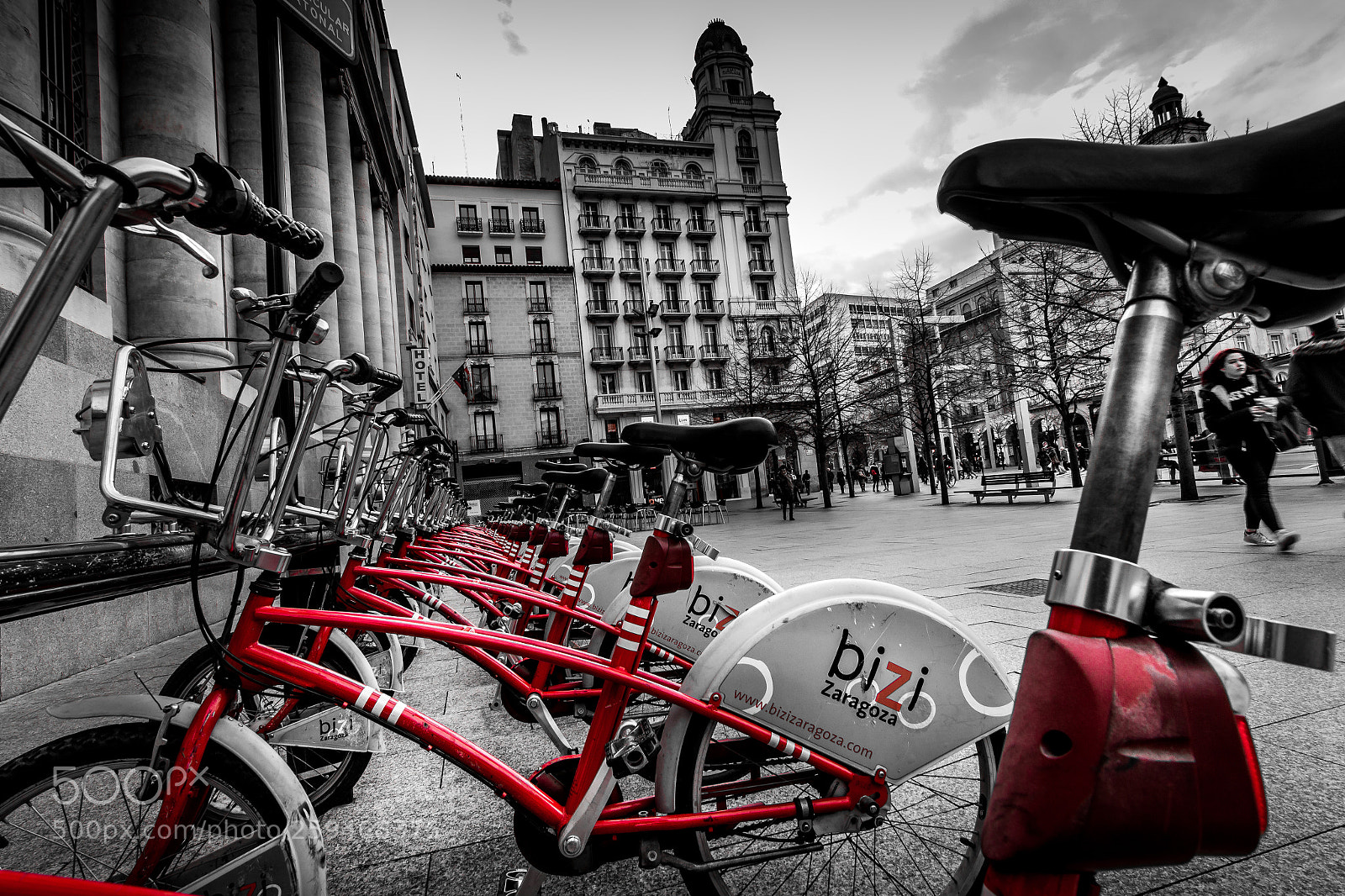 Canon EOS 700D (EOS Rebel T5i / EOS Kiss X7i) sample photo. Zaragoza photography