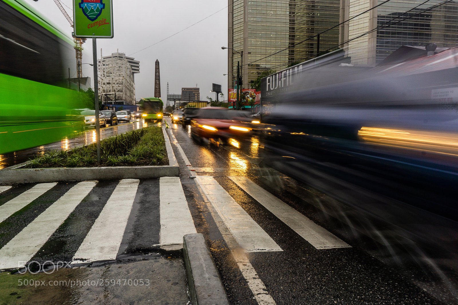 Sony a6000 sample photo. Movimiento en la ciudad photography