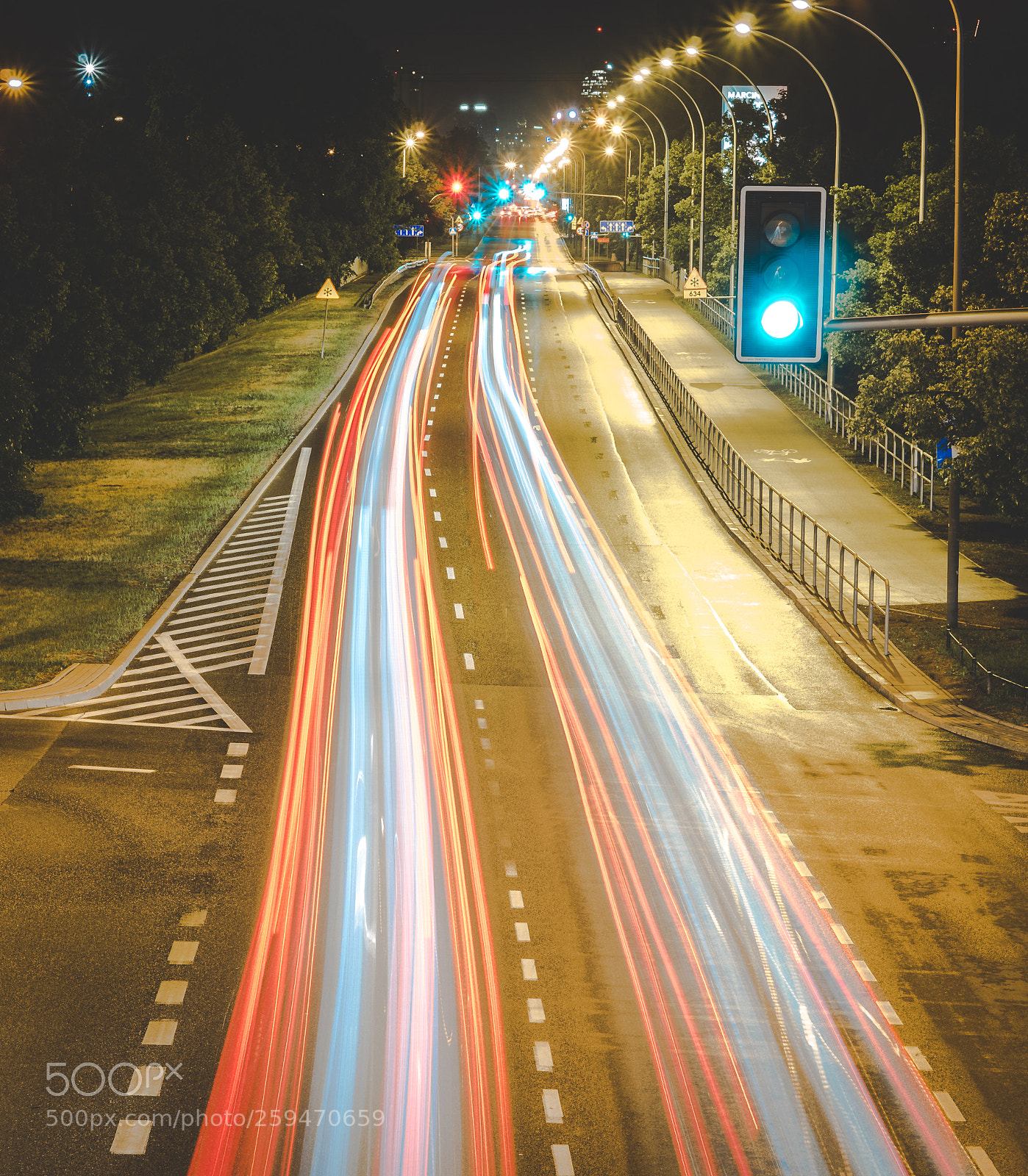 Olympus OM-D E-M5 II sample photo. Light trails photography