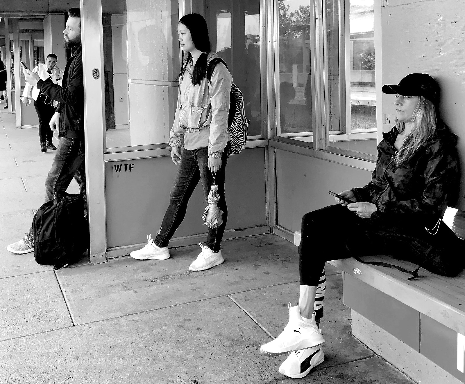 Apple iPhone 7 Plus sample photo. Waiting on a train photography