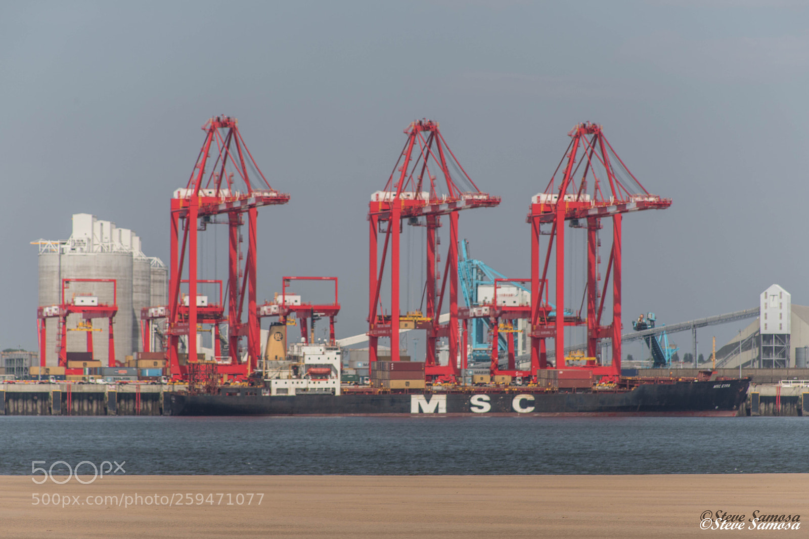 Canon EOS 6D Mark II sample photo. Liverpool deep water port photography