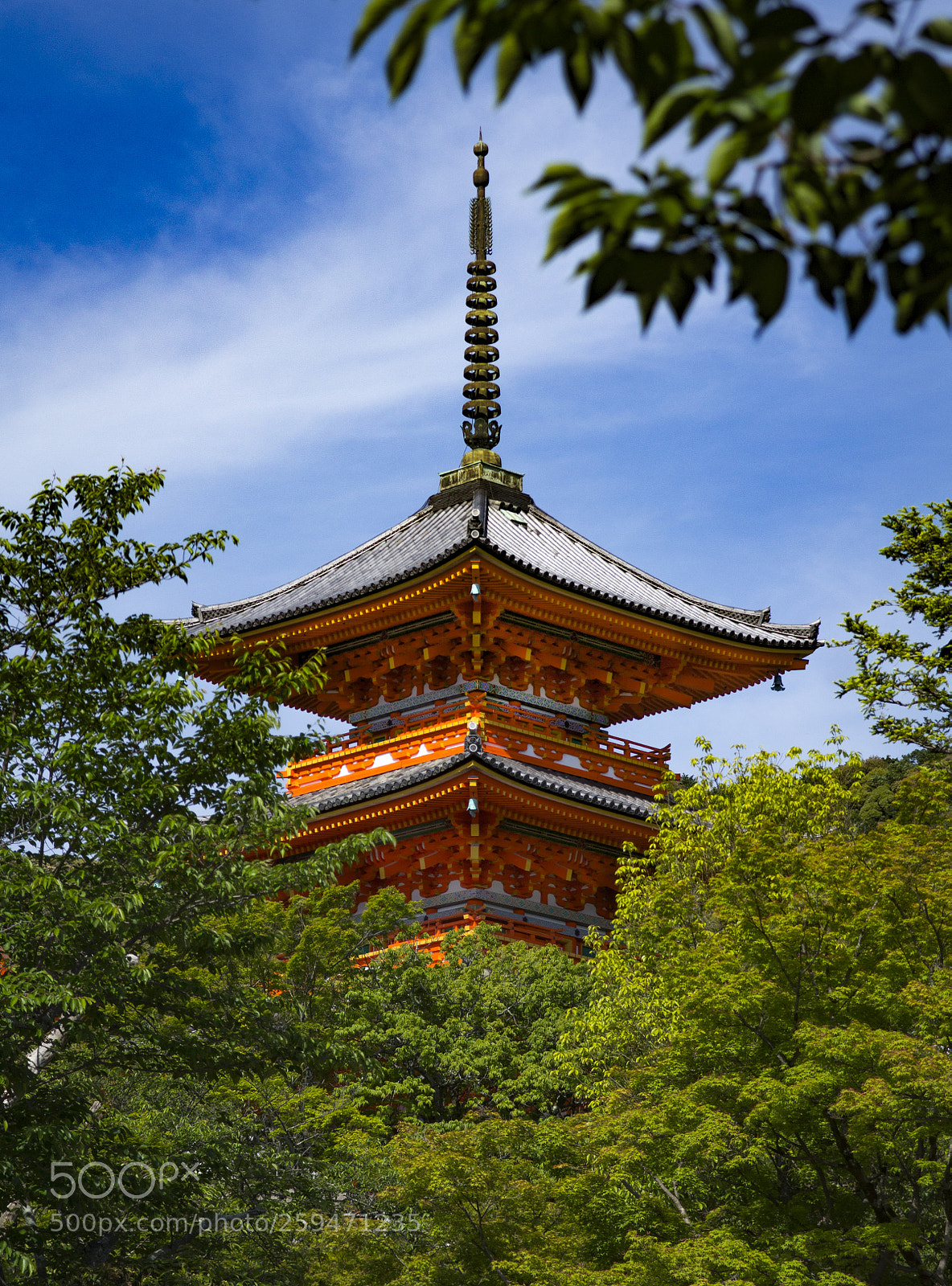 Canon EOS 60D sample photo. Top of temple photography