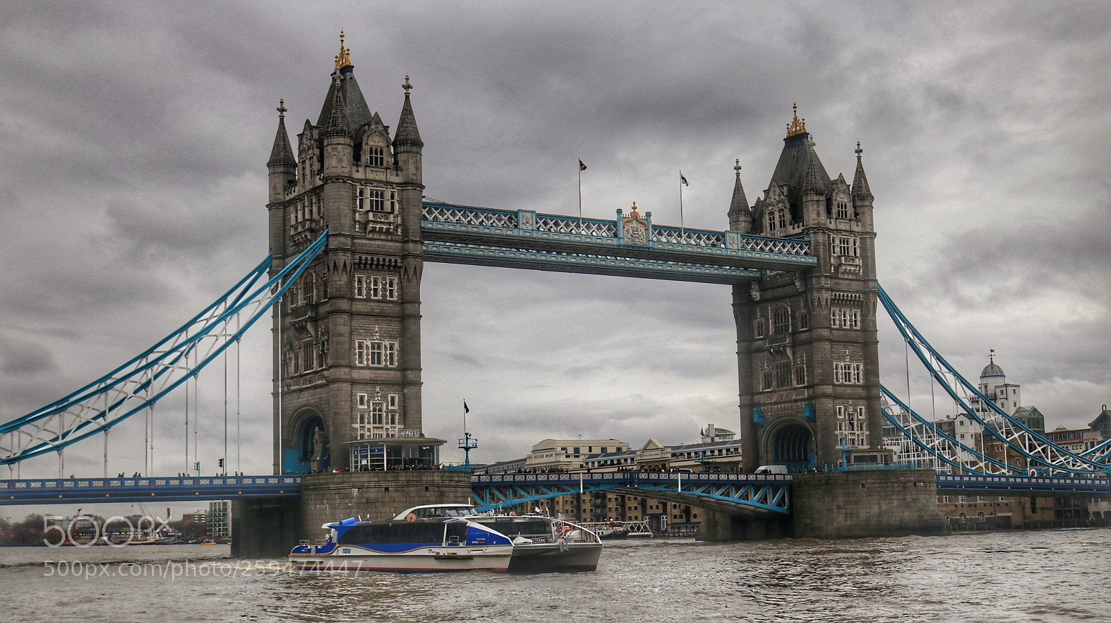 Canon EOS 750D (EOS Rebel T6i / EOS Kiss X8i) sample photo. Tower bridge photography