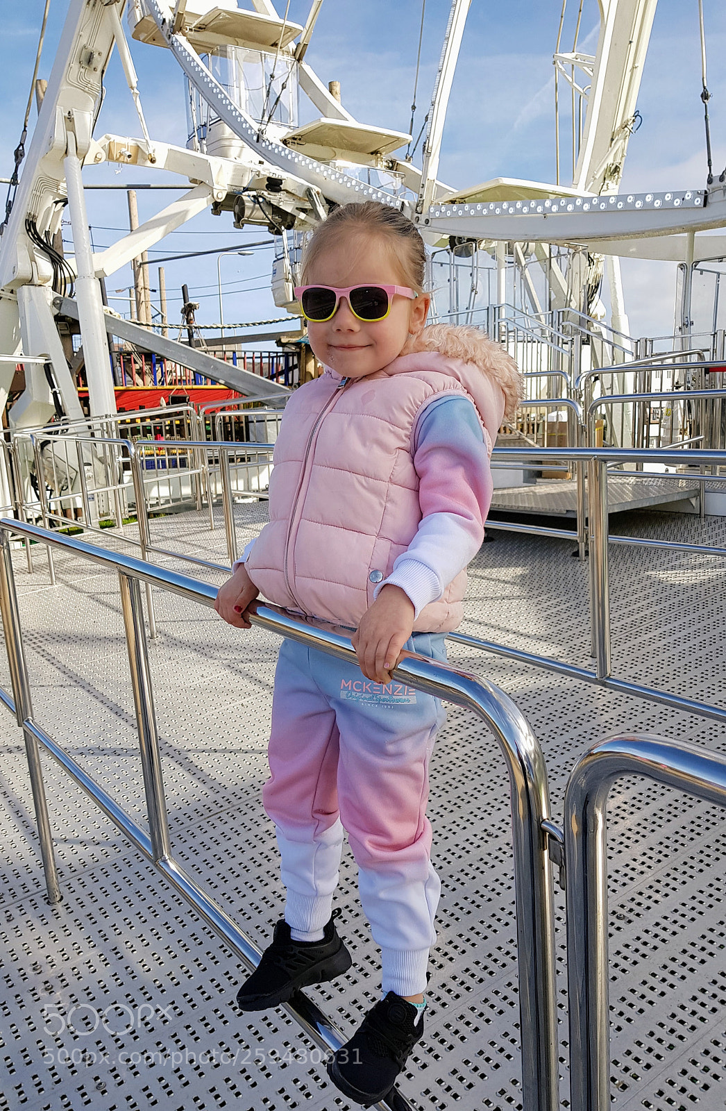 Samsung Galaxy S8 sample photo. Untitled photography