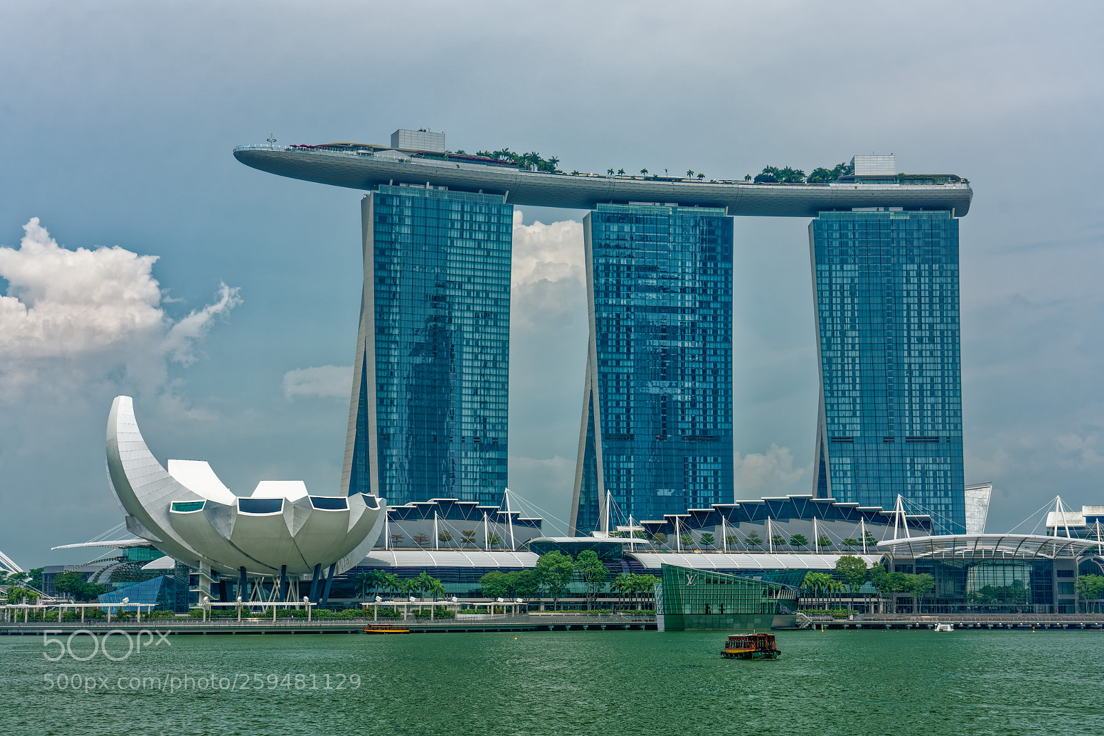 Sony a7R II sample photo. Marina bay sands photography