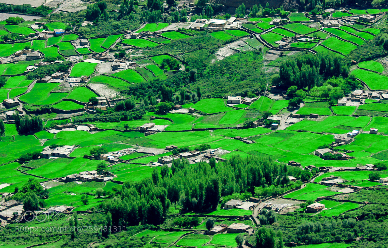 Canon EOS 600D (Rebel EOS T3i / EOS Kiss X5) sample photo. Beautiful view of aminabad photography