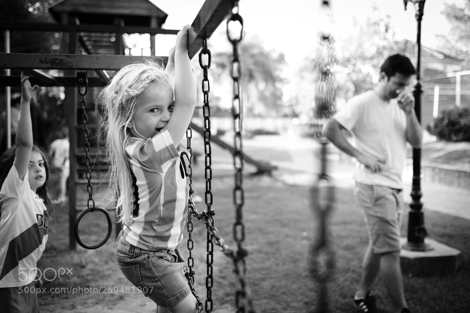 Fujifilm X-T2 sample photo. What happens in the photography