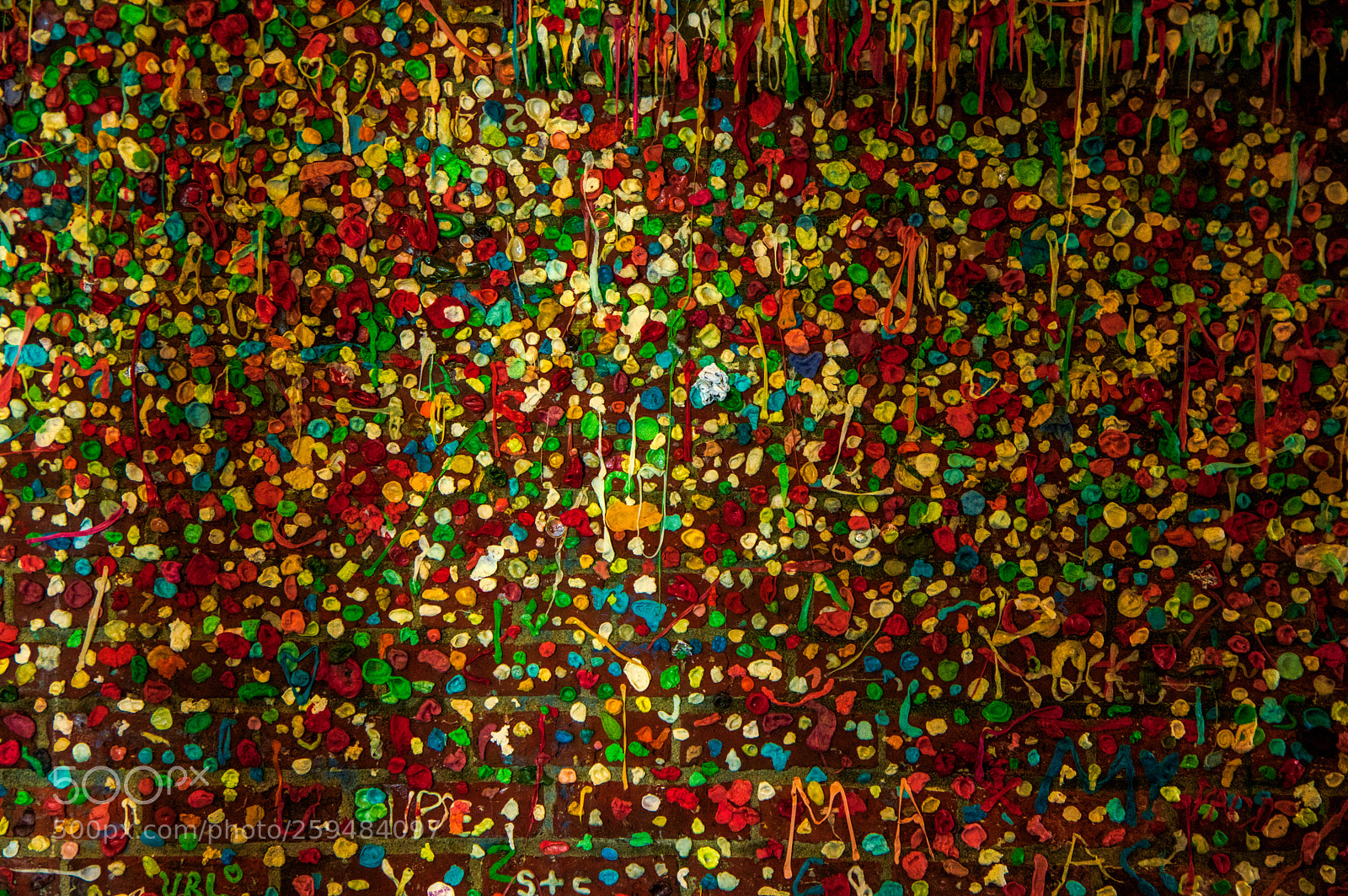Pentax K-3 II sample photo. Seattle gum wall photography