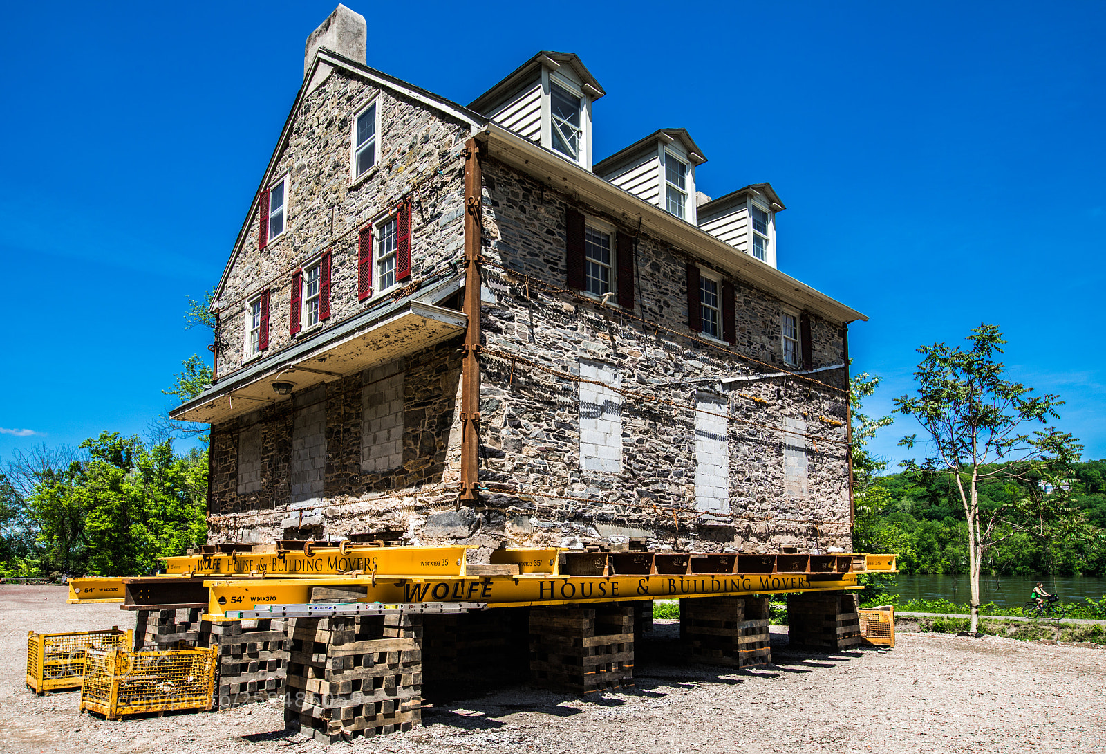Canon EOS 5D Mark IV sample photo. Delaware river historic house photography
