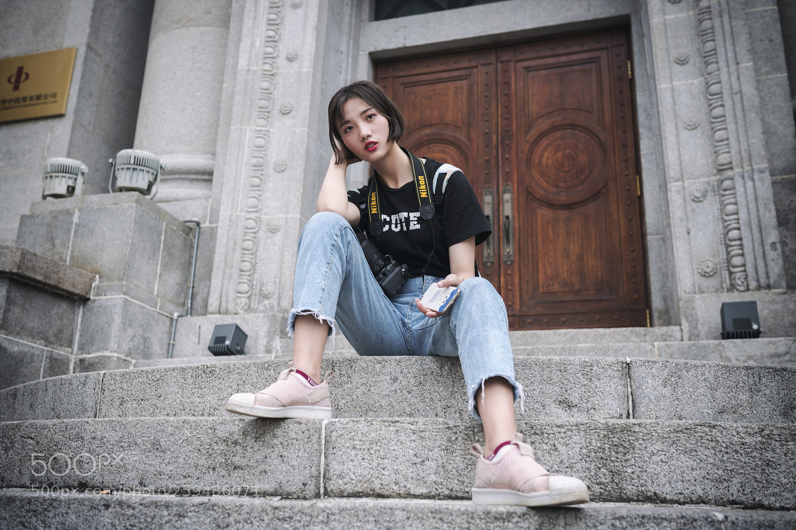 Canon EOS 6D Mark II sample photo. The photographer taught model photography