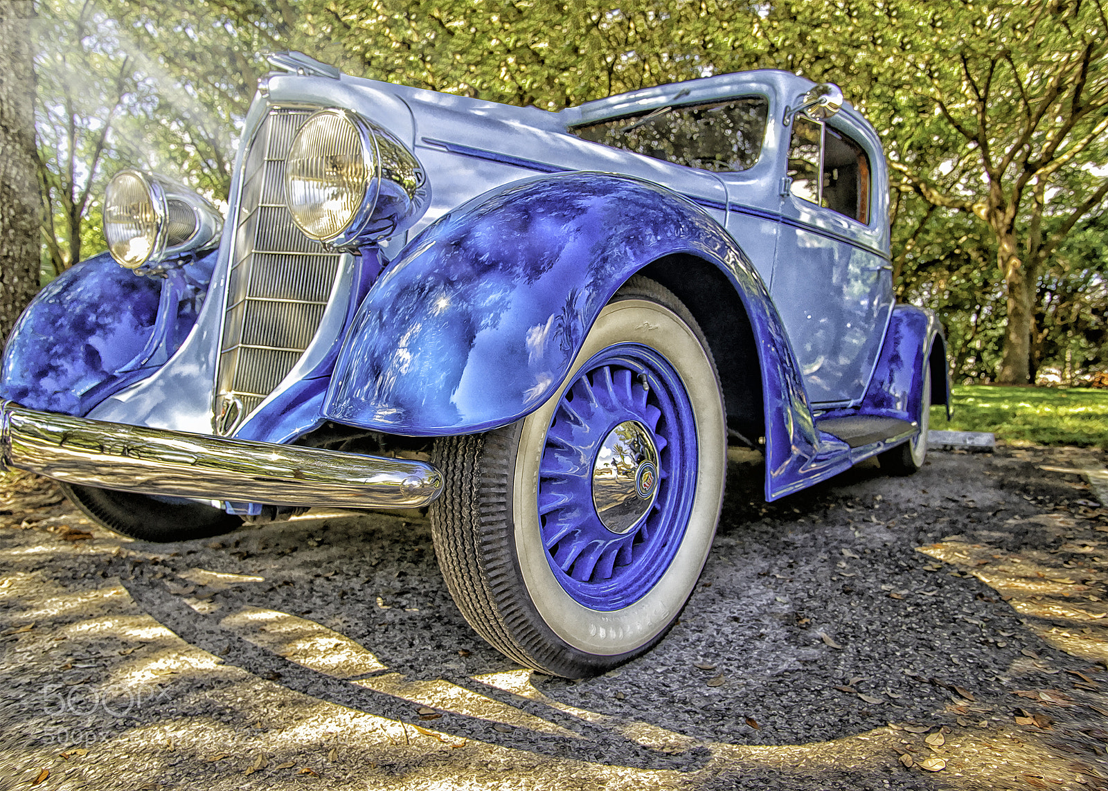 Sony Alpha DSLR-A850 sample photo. Sunlit classic car photography