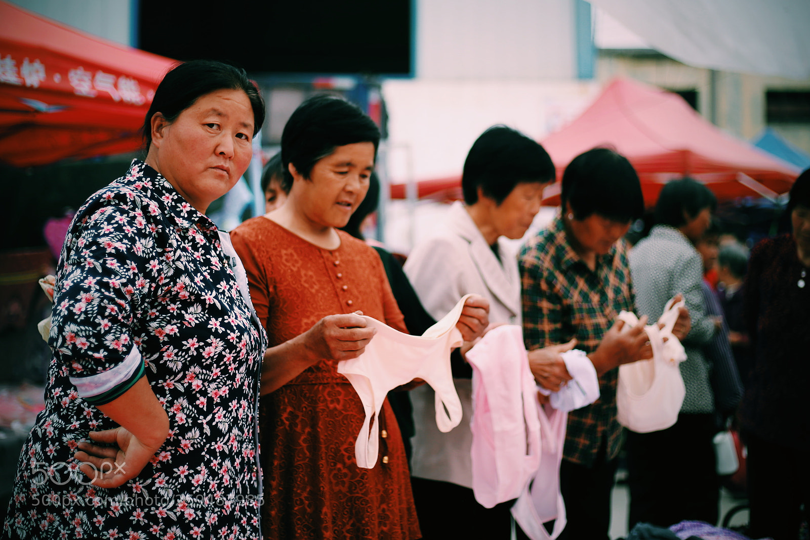 Canon EOS 6D sample photo. Market photography