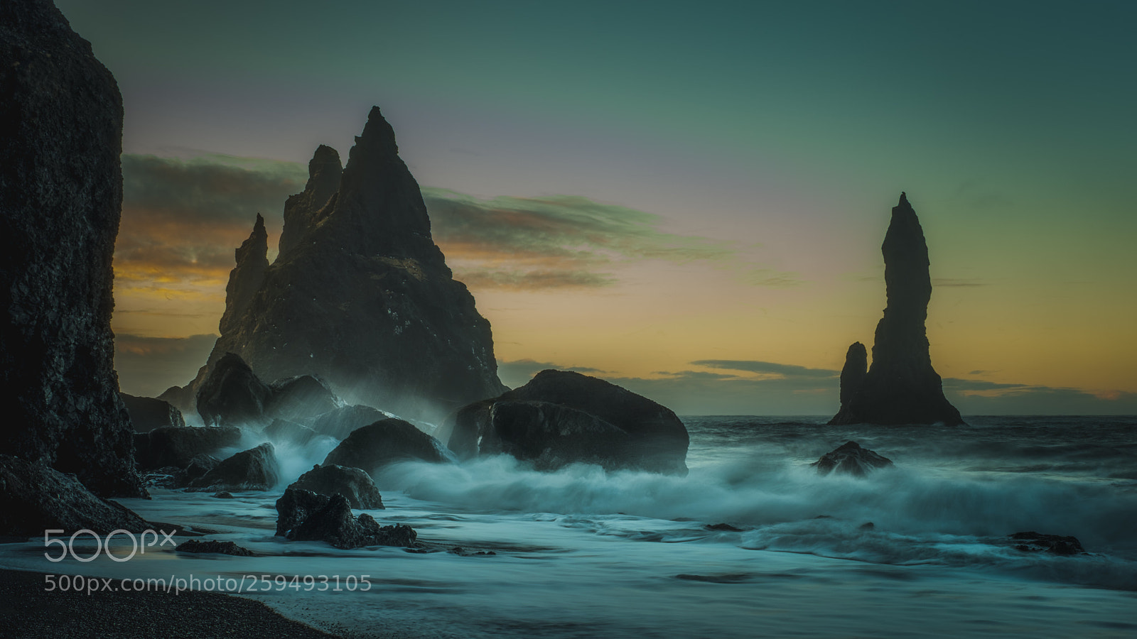 Fujifilm X-T2 sample photo. Reynisfjara sunrise photography