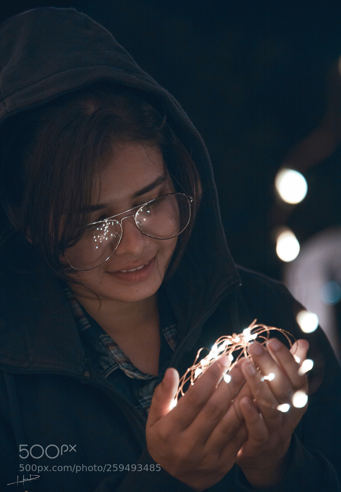 Canon EOS 5D Mark IV sample photo. Play with the lights photography