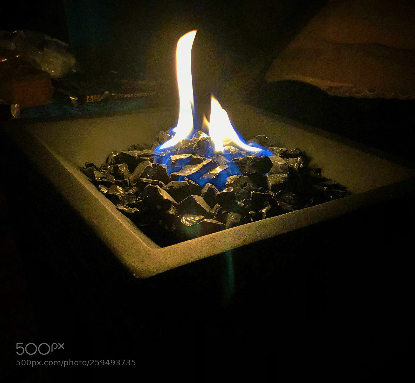 Apple iPhone X sample photo. Fire table photography