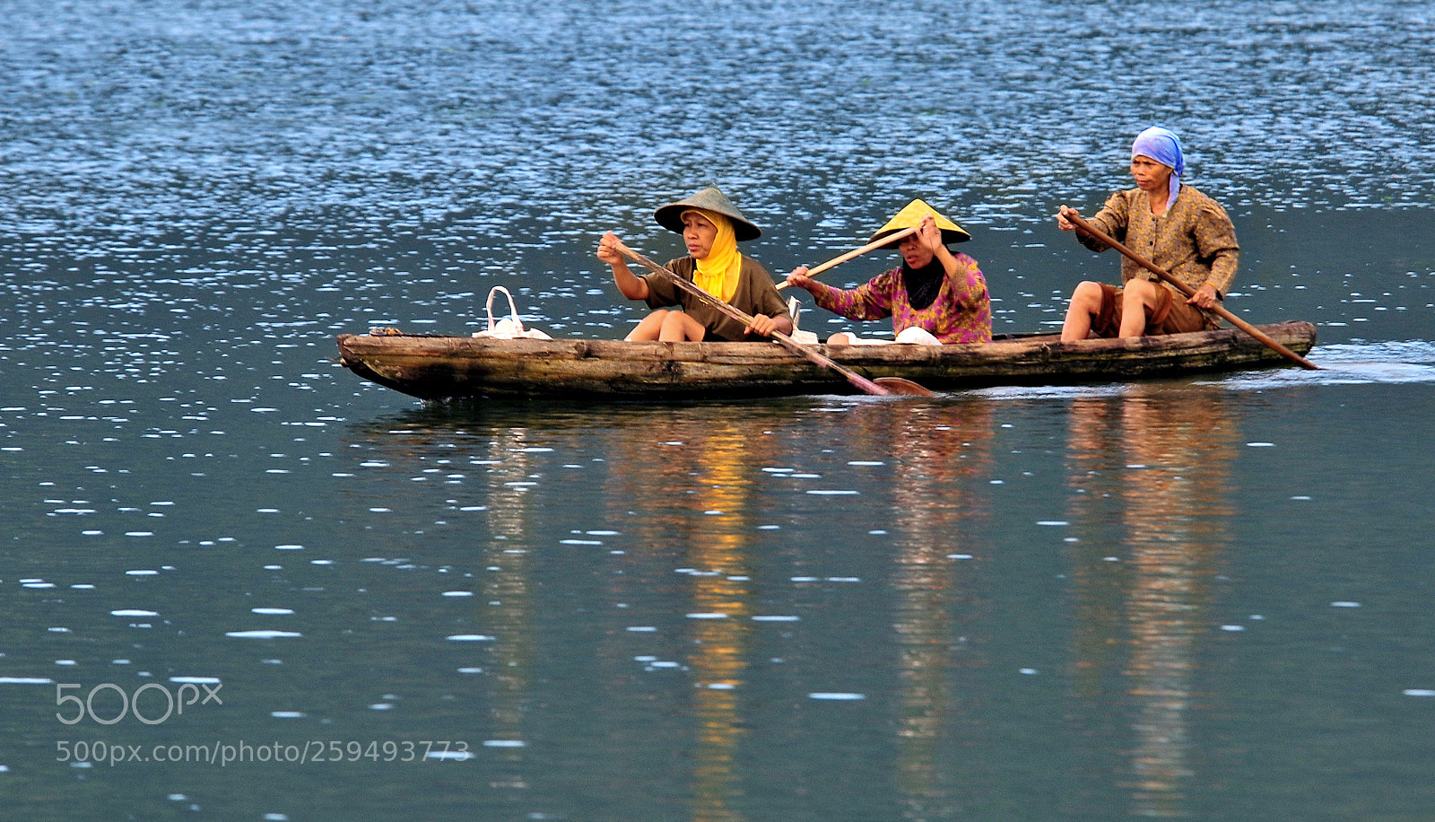 Nikon D300 sample photo. With boat to the photography