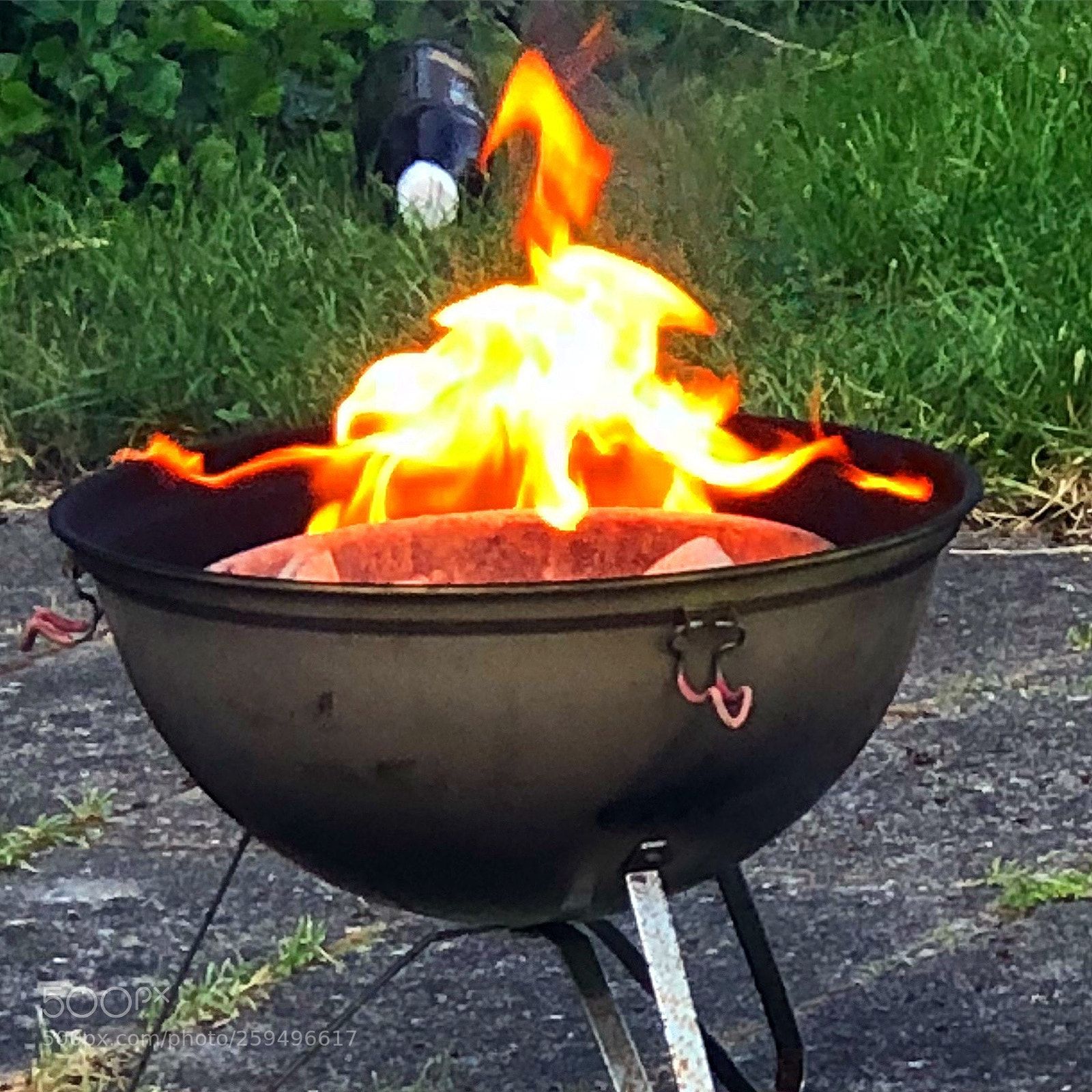 Apple iPhone 8 Plus sample photo. Flames are art photography