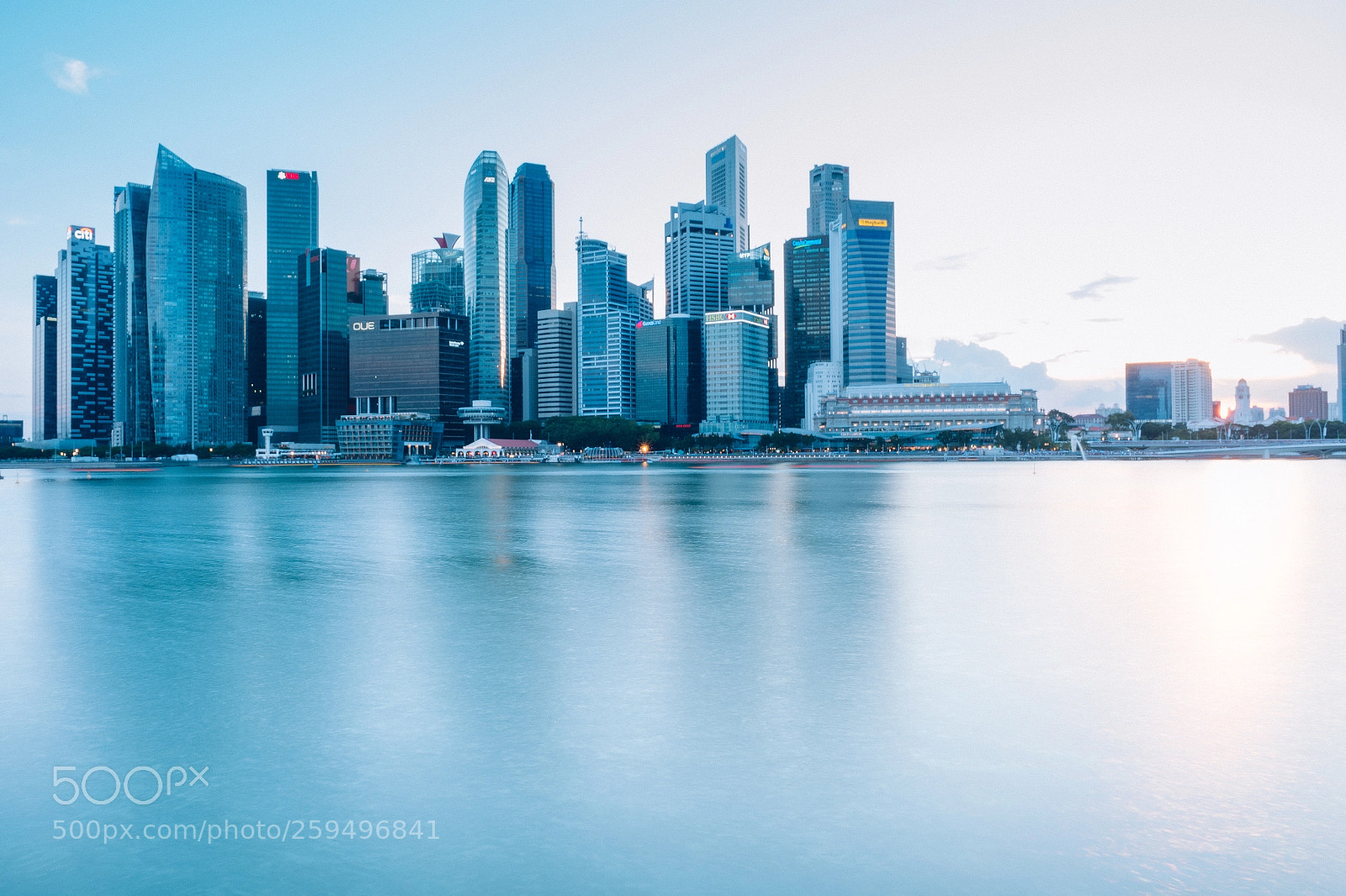 Olympus OM-D E-M5 II sample photo. Financial district photography