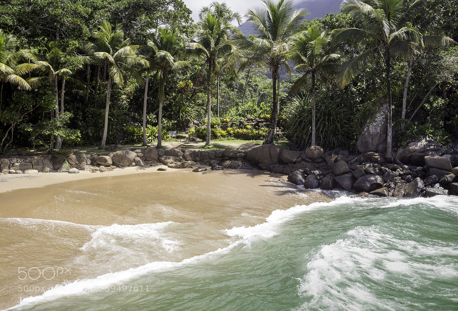 Canon EOS 700D (EOS Rebel T5i / EOS Kiss X7i) sample photo. Portuguese beach - ubatuba photography