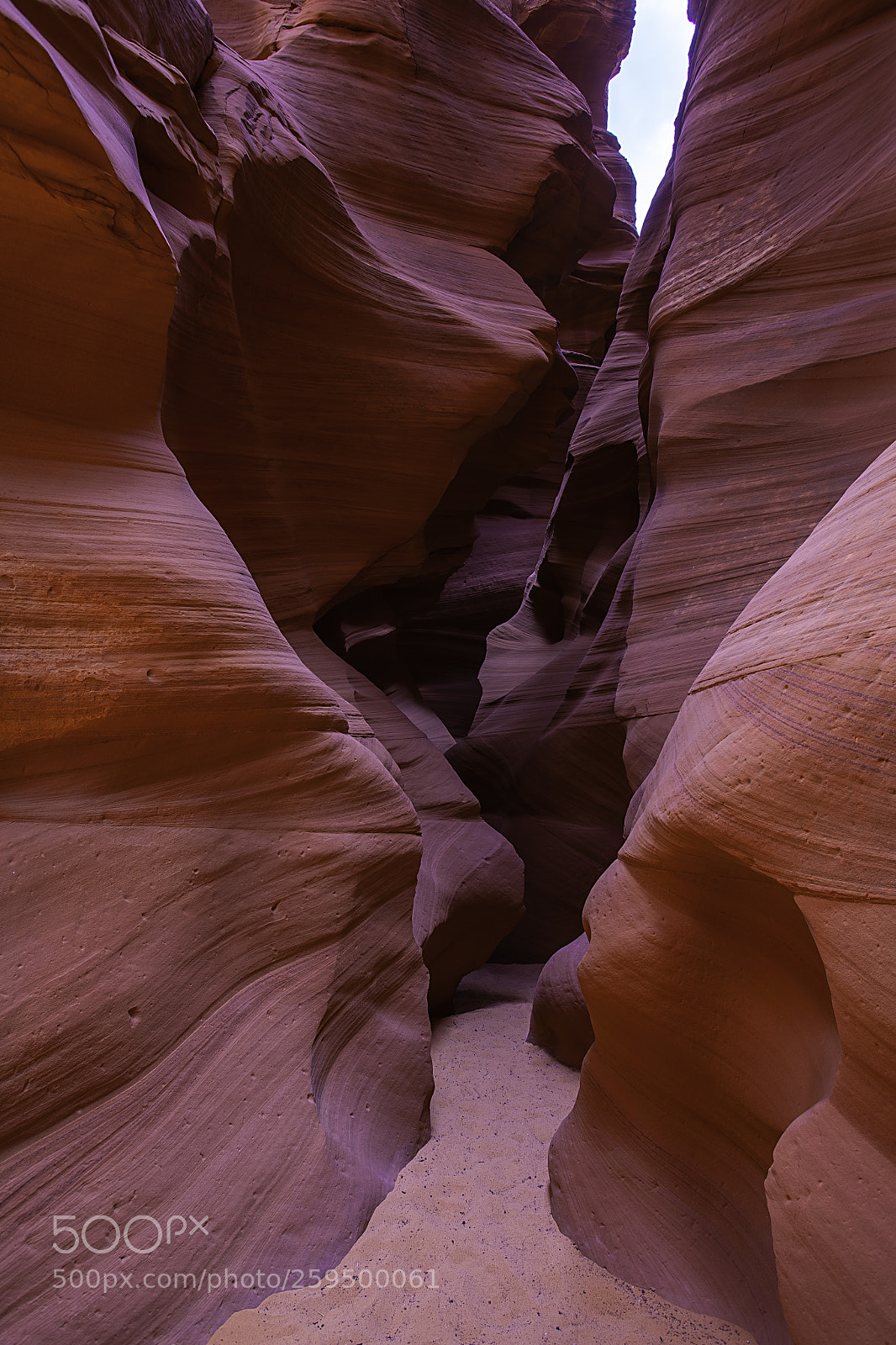 Canon EOS 5D Mark II sample photo. Lower antelope canyon at photography