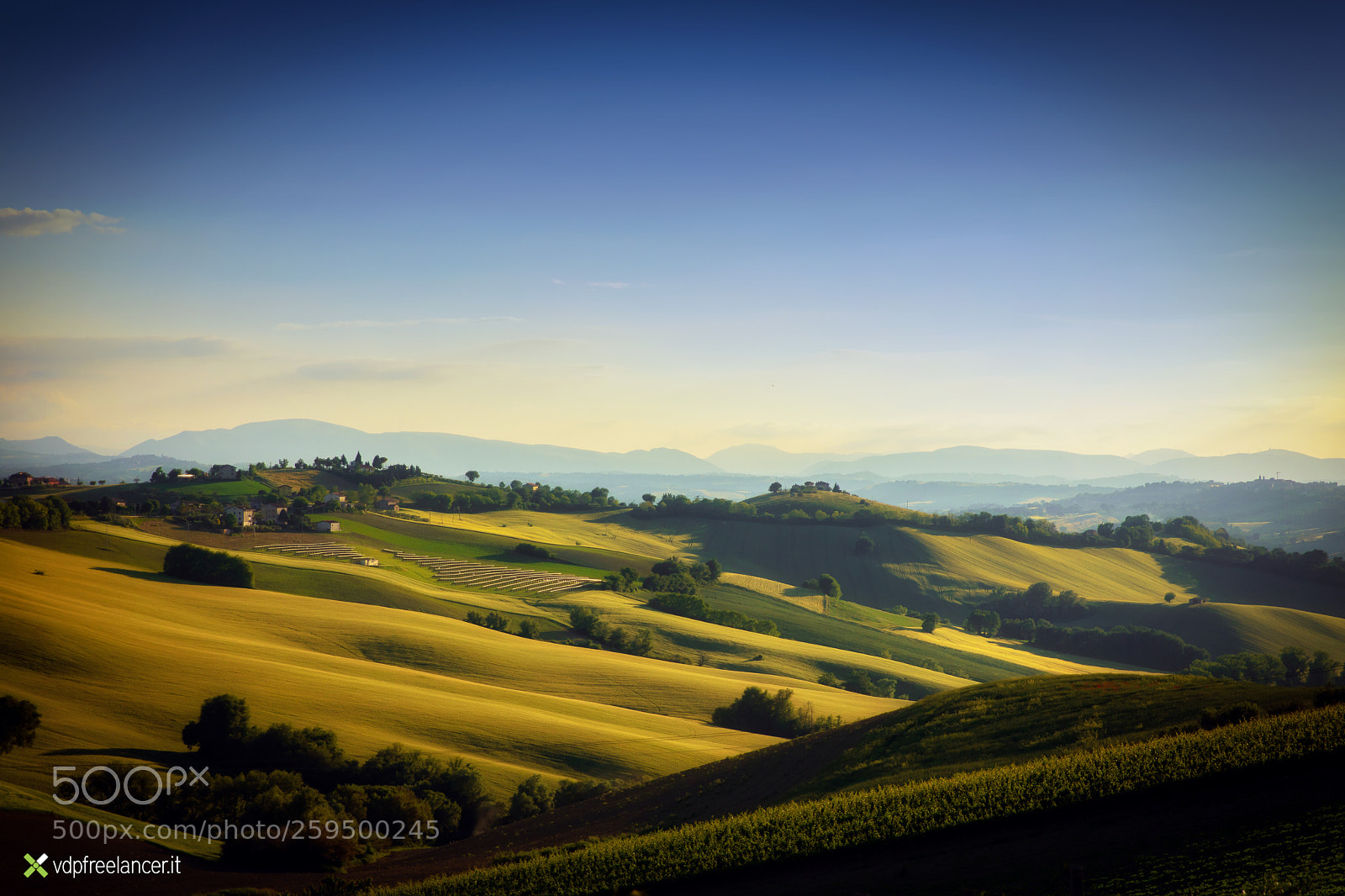 Canon EOS 5DS sample photo. Italian countryside photography
