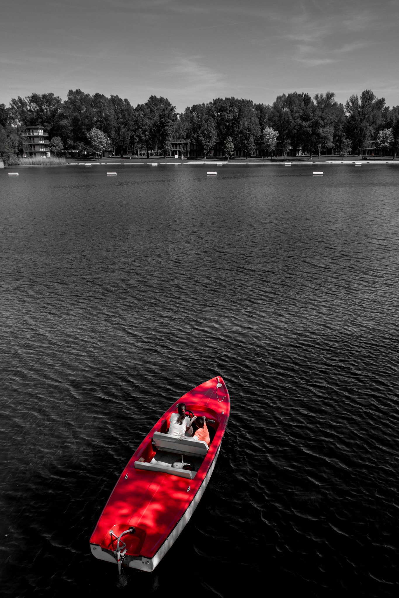 Canon PowerShot G9 X Mark II sample photo. Cruising with a boat at the alte donau. photography
