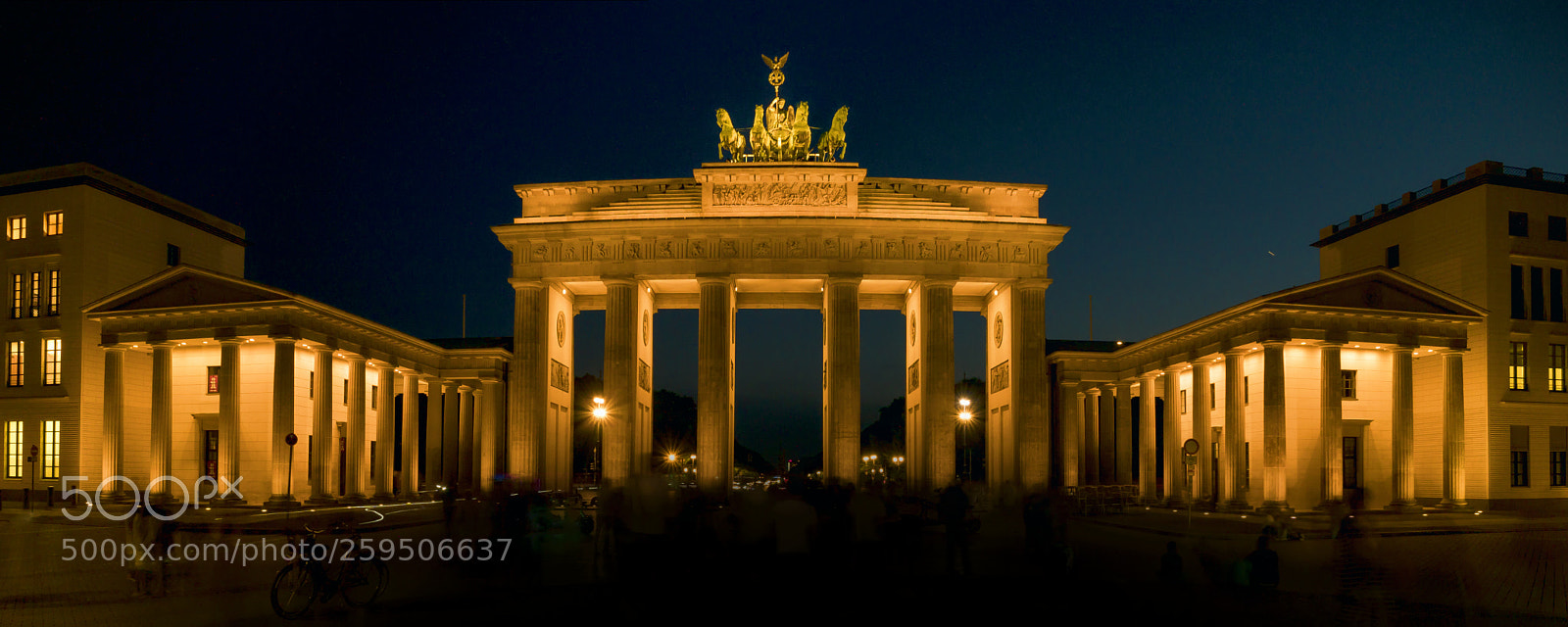 Sony a6300 sample photo. Brandenburger tor photography