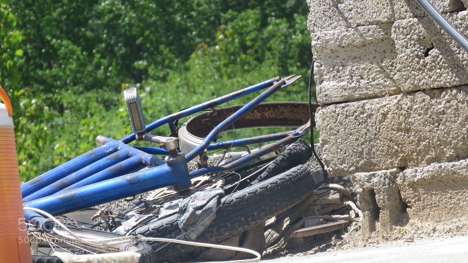 Canon PowerShot SX60 HS sample photo. Broken bike photography