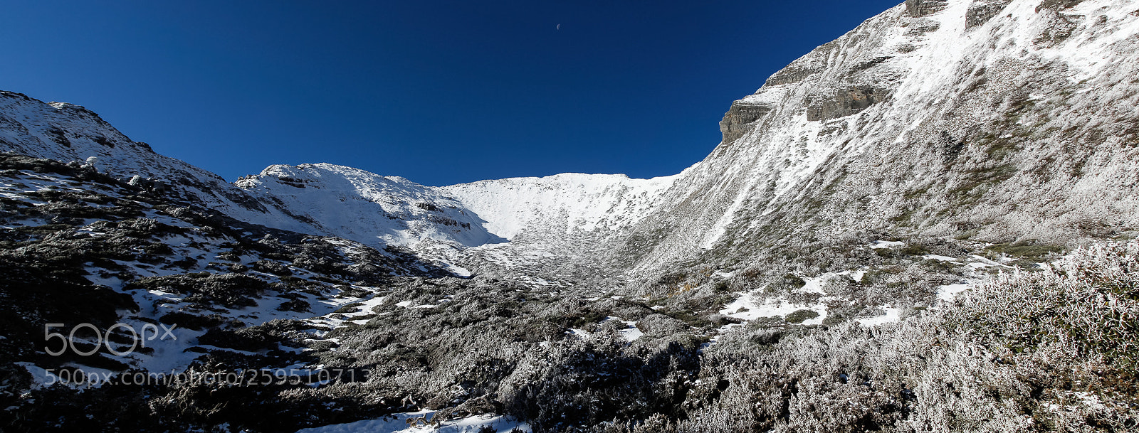 Canon EOS 5D Mark II sample photo. Cirque of mt. sylvia photography
