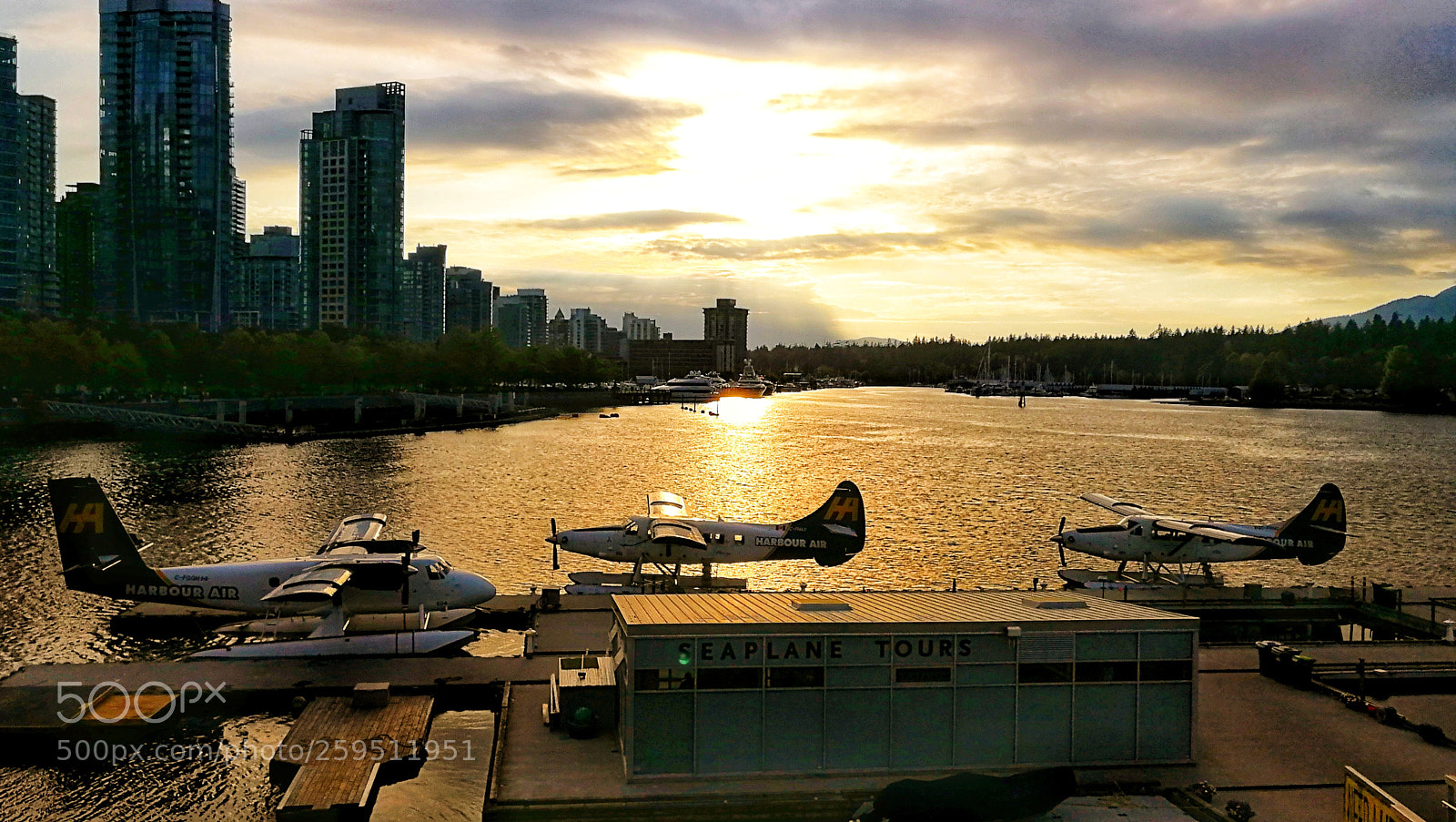 HUAWEI P10 sample photo. Sunset in vancouver... photography