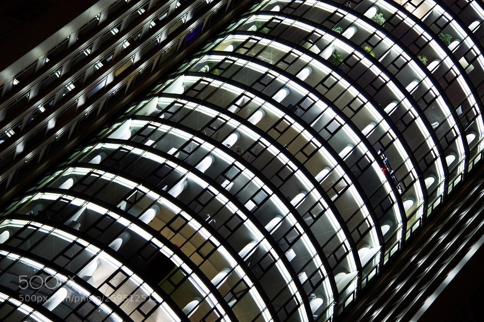 Canon EOS 80D sample photo. Tower 185 night, frankfurt photography