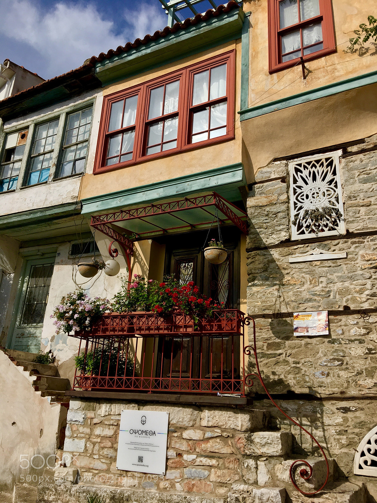 Apple iPhone 6s Plus sample photo. Old house in kavala photography