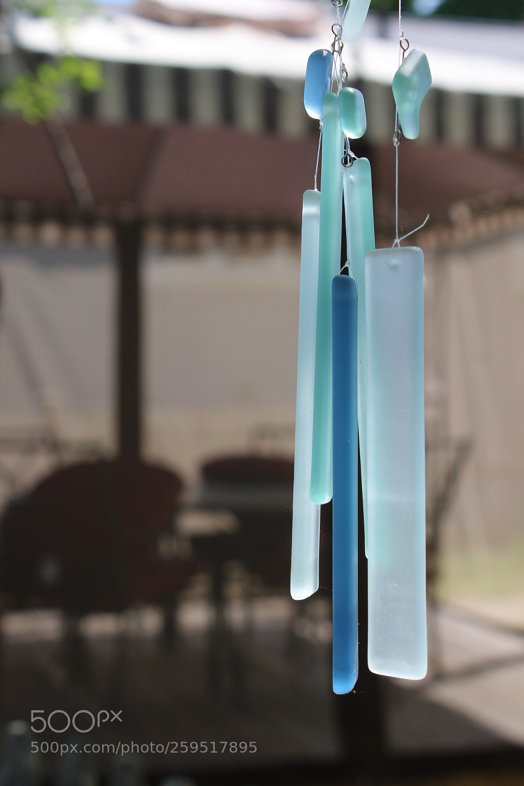 Canon EOS 1200D (EOS Rebel T5 / EOS Kiss X70 / EOS Hi) sample photo. Blue glass photography