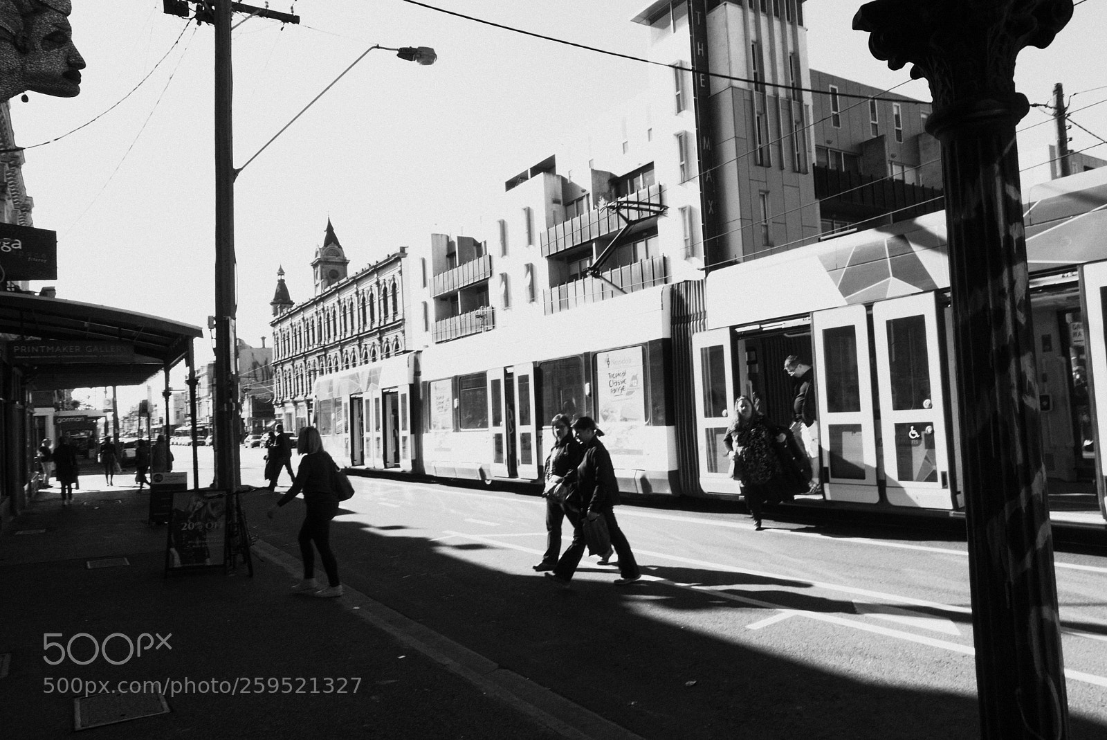 Sony DSC-RX100M5 sample photo. Tram on brunswick street photography