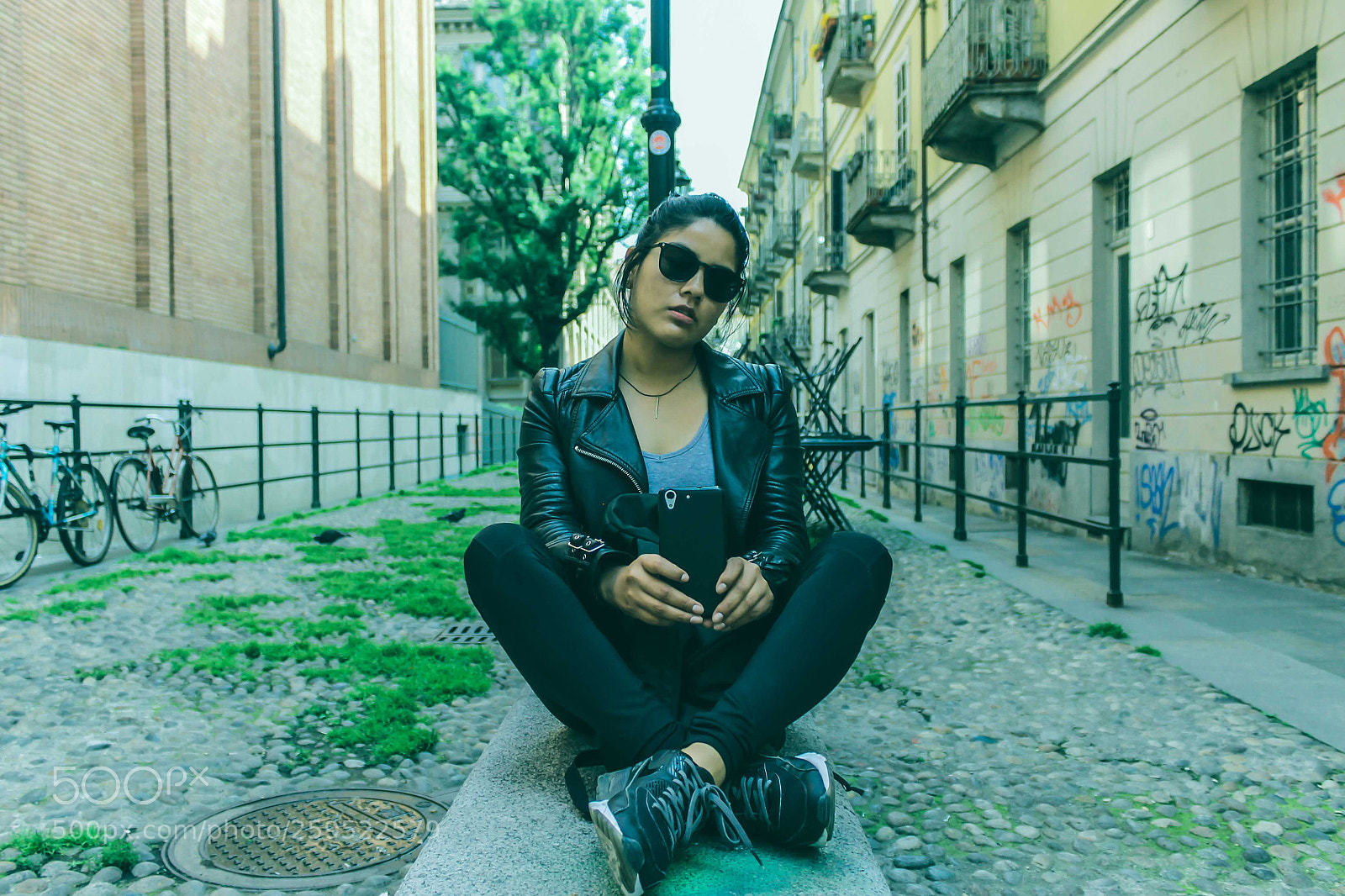 Canon EOS 1100D (EOS Rebel T3 / EOS Kiss X50) sample photo. Girl style turin photography