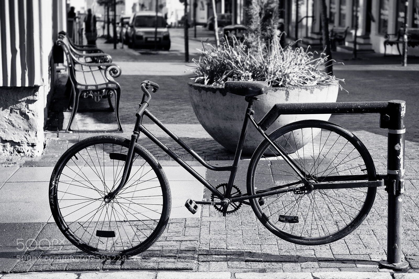 Fujifilm X-T20 sample photo. Bicycle in reykjavík photography